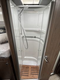 HYMER  ERIBA  HYMERCAR B-Klasse ML I 780 Hubstützen Arktis Autarkie 