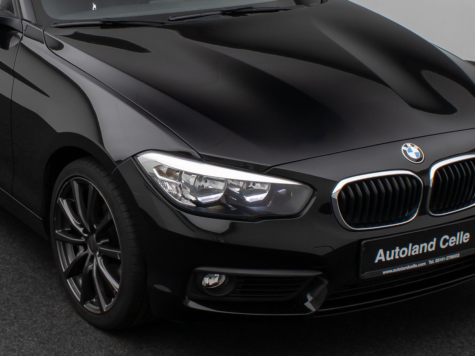Fahrzeugabbildung BMW 118i  Sitzheizung PDChint Geschwindigkeitsreg