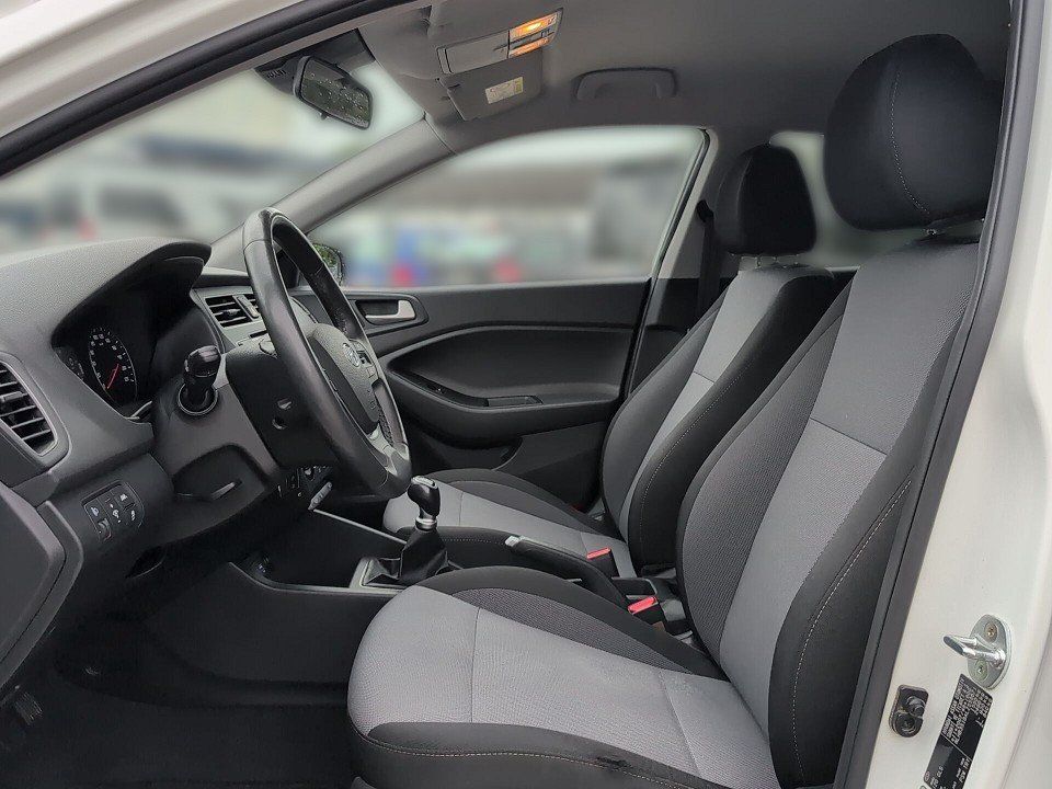 Fahrzeugabbildung Hyundai i20 1.2 YES! GARANTIE KAM+PDC+CARPLAY+KLIMA+SHZ+