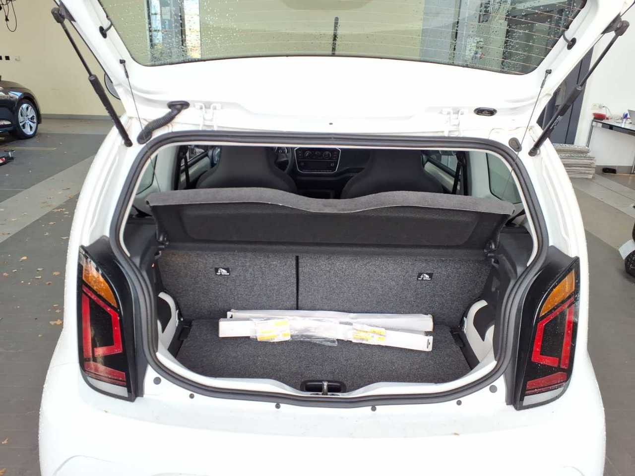 Volkswagen up! - Bild 8