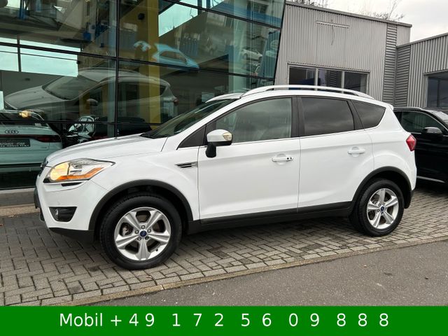 Ford Kuga Titanium AHK 4x4 Navi 8-Fachbereift