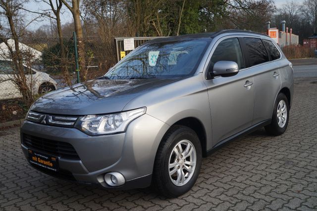 Mitsubishi Outlander ClearTec Invite 4WD voll Service SHZ..