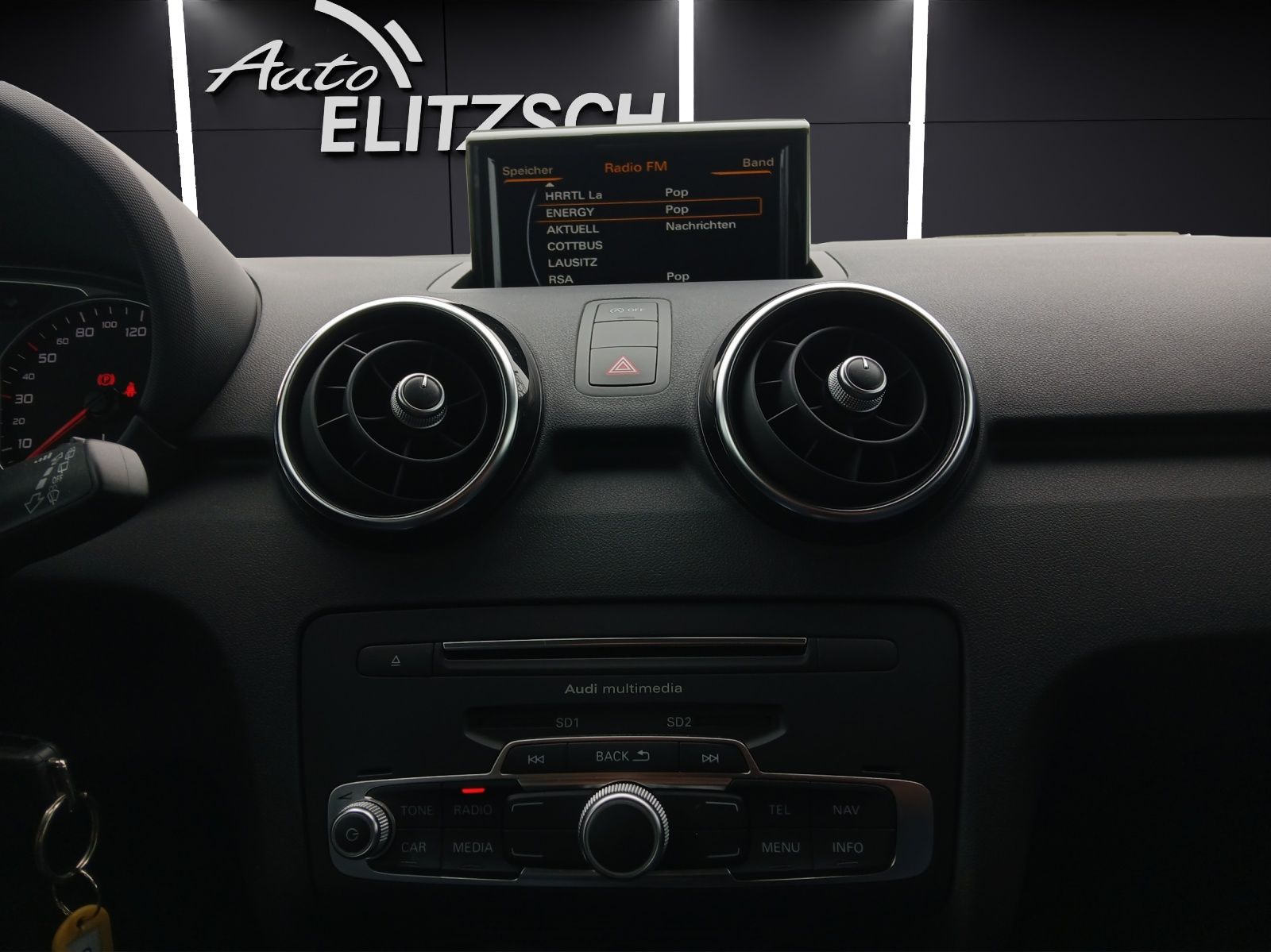 Fahrzeugabbildung Audi A1 Sportback TFSI sport Xenon GRA PDC SH