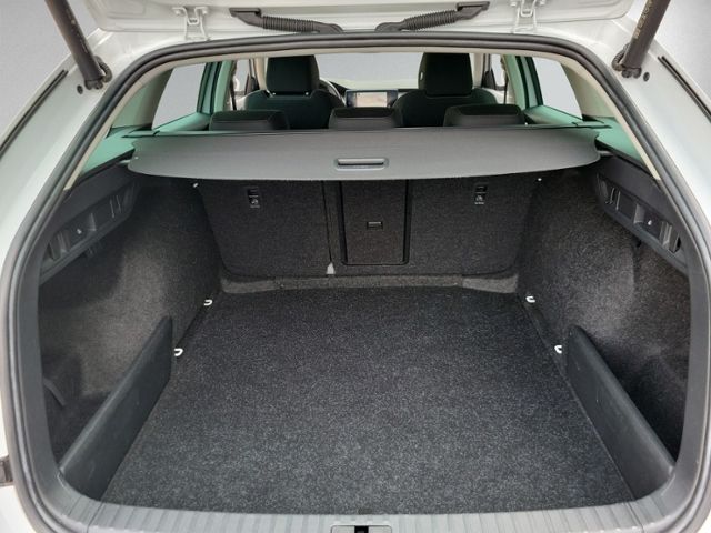 Octavia Combi 2.0 TDI DSG STYLE STANDHZ+NAVI+ACC
