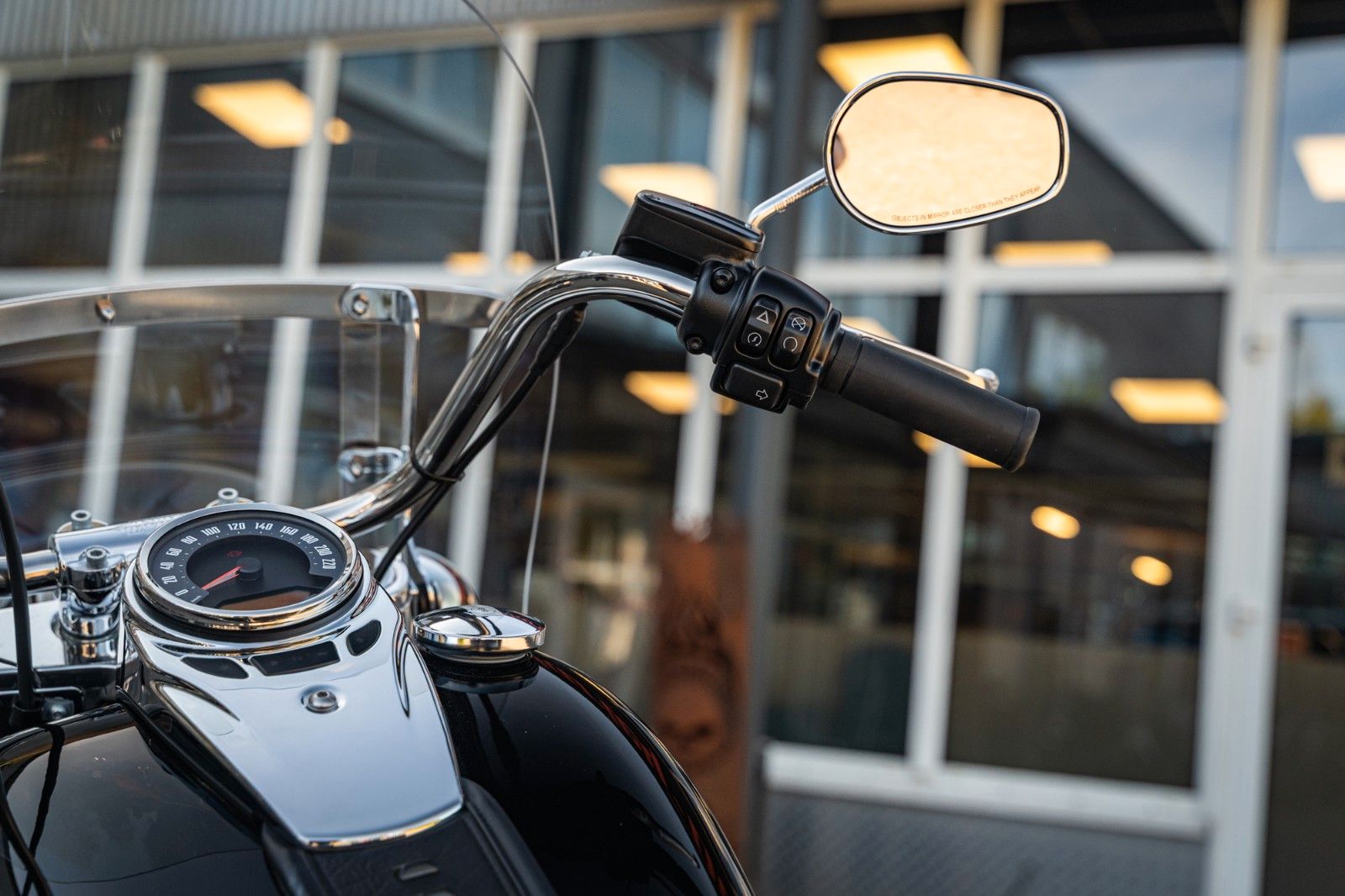 Fahrzeugabbildung Harley-Davidson Softail Heritage FLHCS 114 CUI -NEUWERTIG -