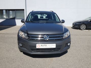 Volkswagen Tiguan - 2