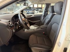 MERCEDES-BENZ B220 4Matic/KAMERA/ILS/TOTWI/