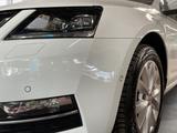 Skoda Octavia Style ACT Combi 1.5 TSI DSG Navi LED Kur - Skoda Octavia: L K