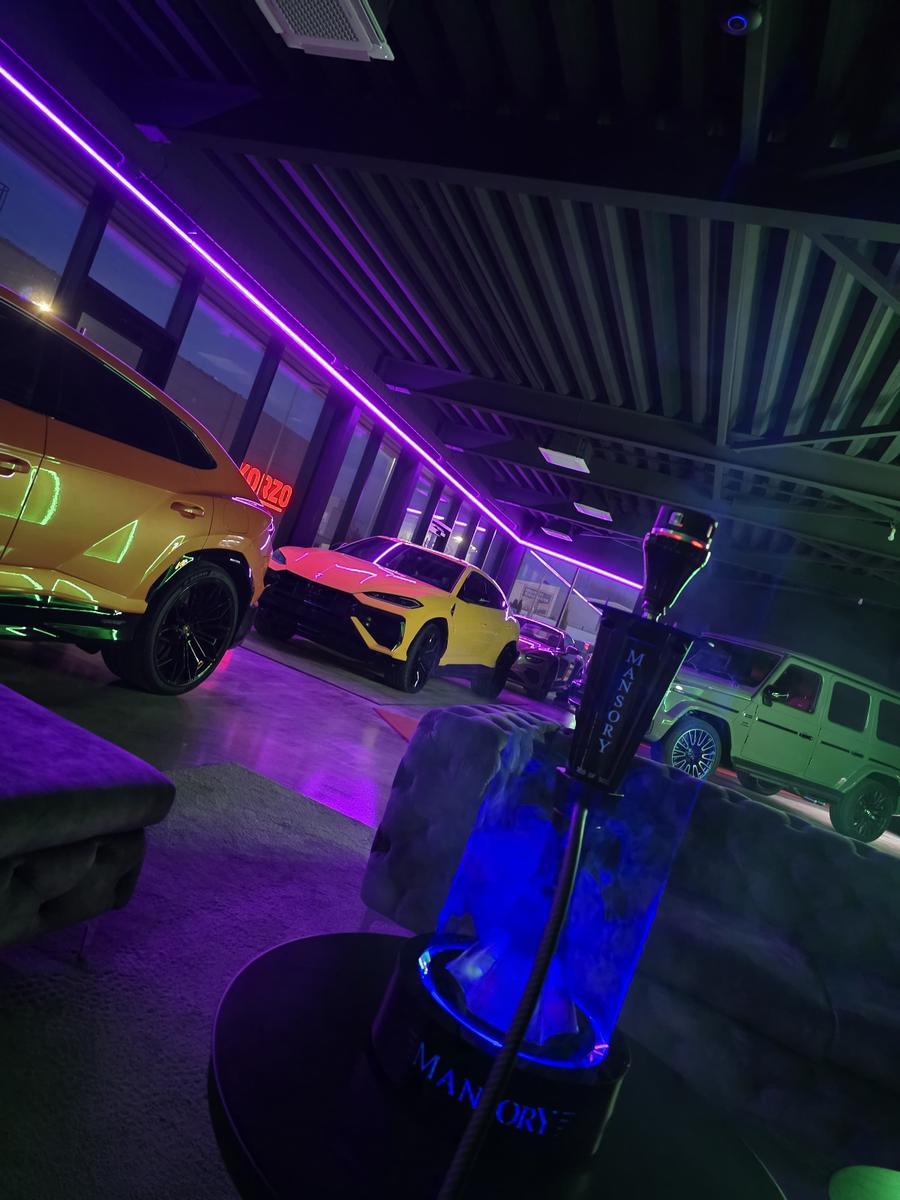 showroom-image-main