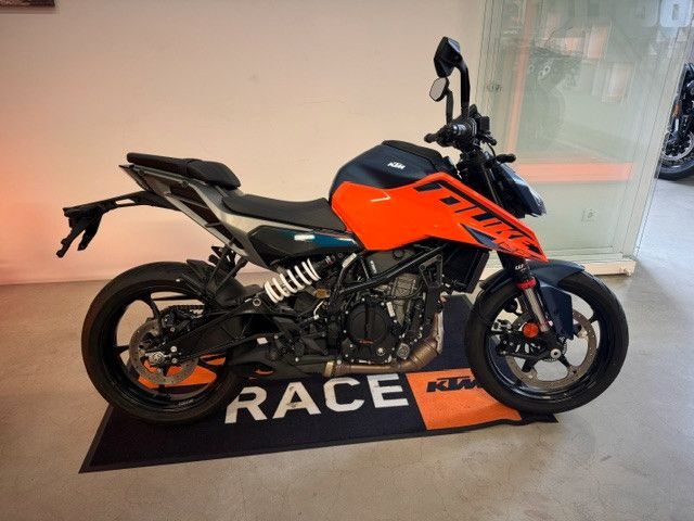 KTM 125 Duke MY 24