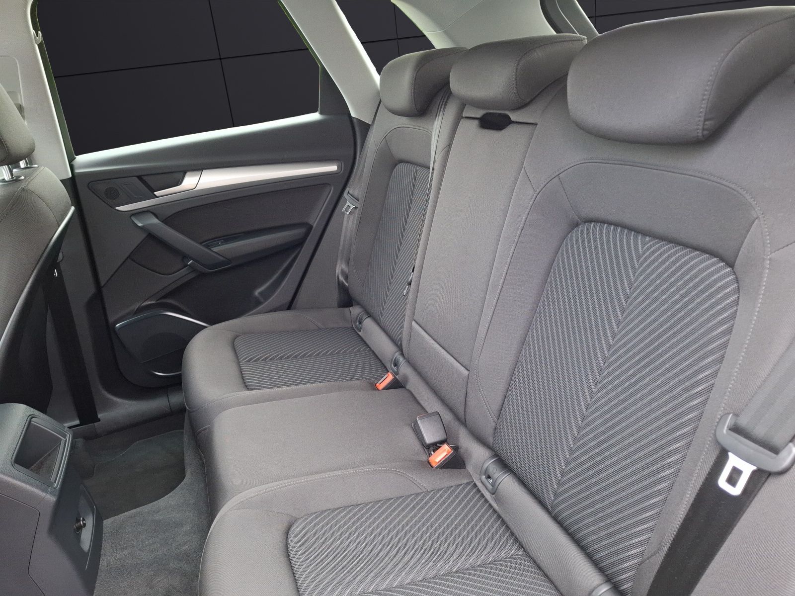 Fahrzeugabbildung Audi Q5 40 TDI Q S-line S-tronic LED AHK Navi GRA PDC