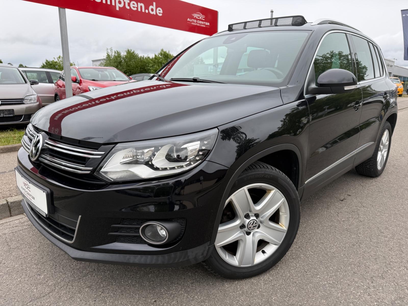Volkswagen Tiguan Lounge Sport & Style BMT 4Motion*Pano