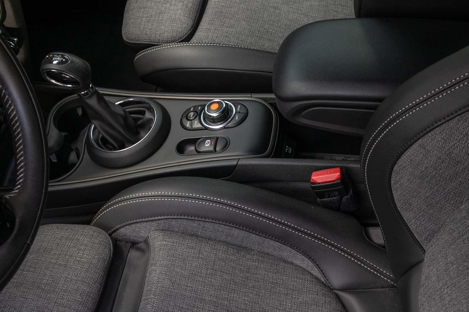 MINI Countryman SE ALL4 Chili HeadUp Klima RFK LED
