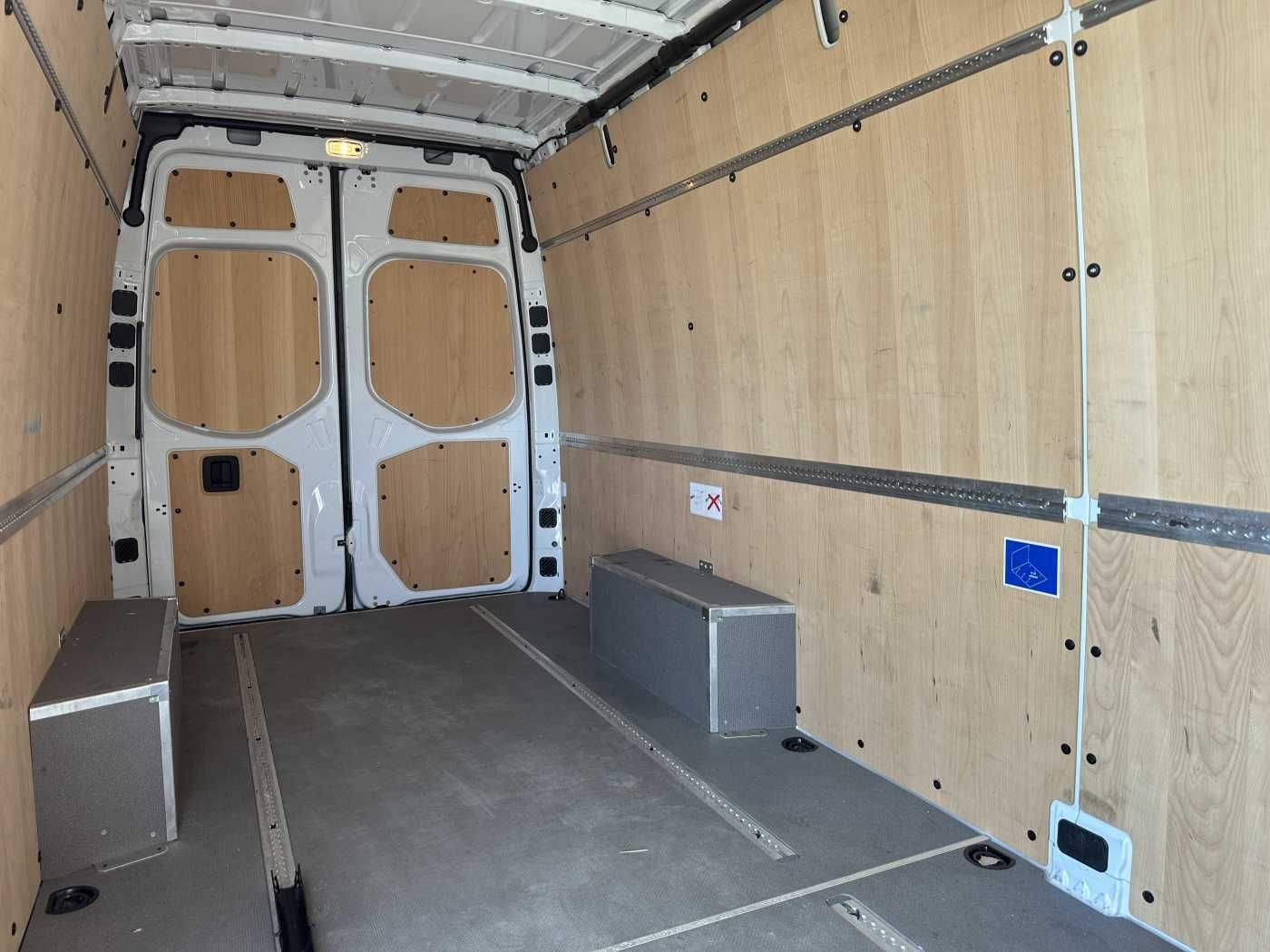 Fahrzeugabbildung Mercedes-Benz Sprinter 317 CDI 4325 9G Klima Kamera Schwing