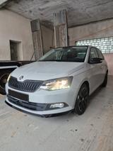 Skoda Fabia 1.0l TSI 81kW Monte Carlo Monte Carlo - Skoda Fabia: Monte Carlo