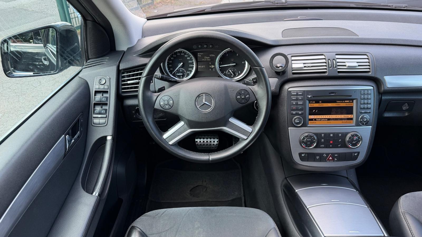 MERCEDES-BENZ R 300 CDI 190ch PACK SPORT - 7 PLACES - TOIT OUVRANT - SUSPENSION PNEUMATIQUE - SIÈGES CHAUFFANTS