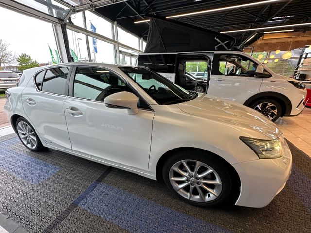 Lexus CT 200h