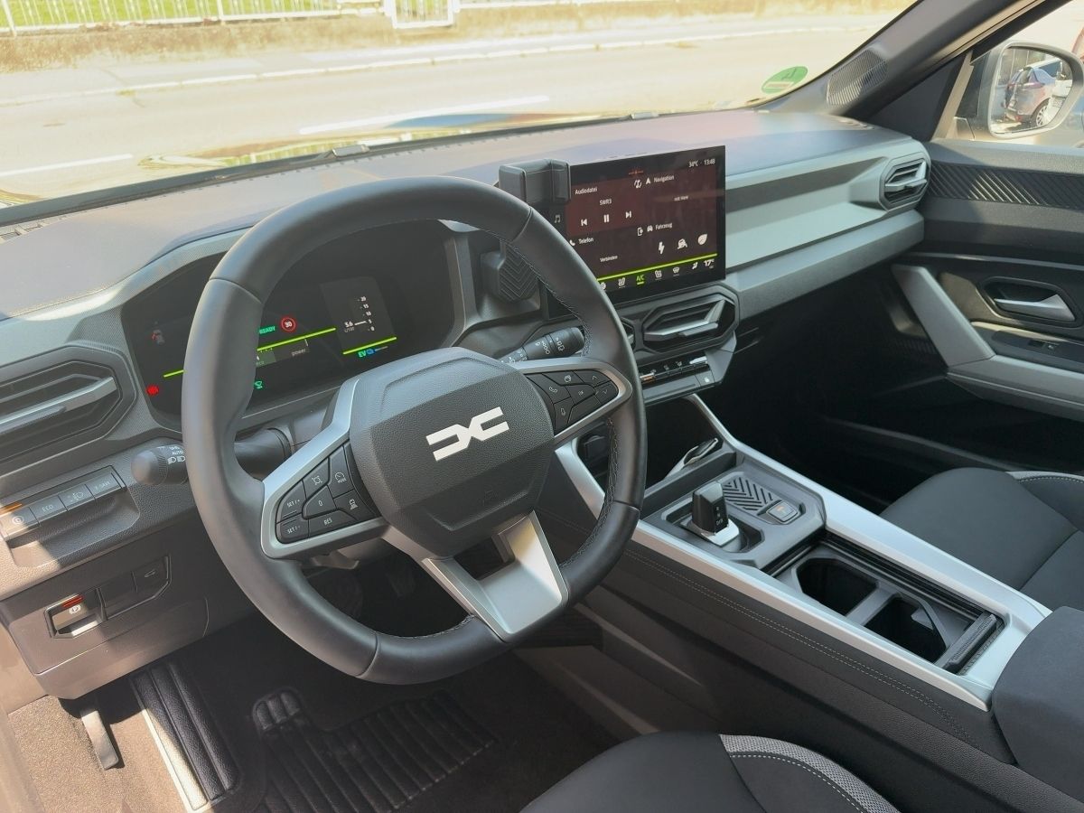 Fahrzeugabbildung Dacia Bigster Journey HYBRID 155 el.Heckkl. SHZ Kamera