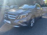 Mercedes-Benz GLA 250 GLA GLA 250 - Mercedes-Benz GLA-Klasse Gebrauchtwagen in Köln