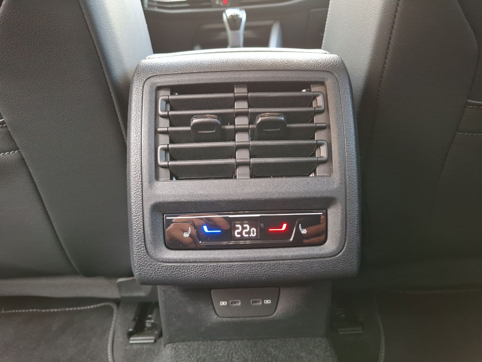 Fahrzeugabbildung Volkswagen Golf VIII Variant TSI Goal Standhzg. LED CarPlay