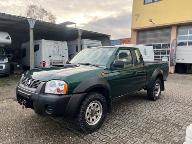 Nissan Navara NP300 Pick-up King Cab 4X4