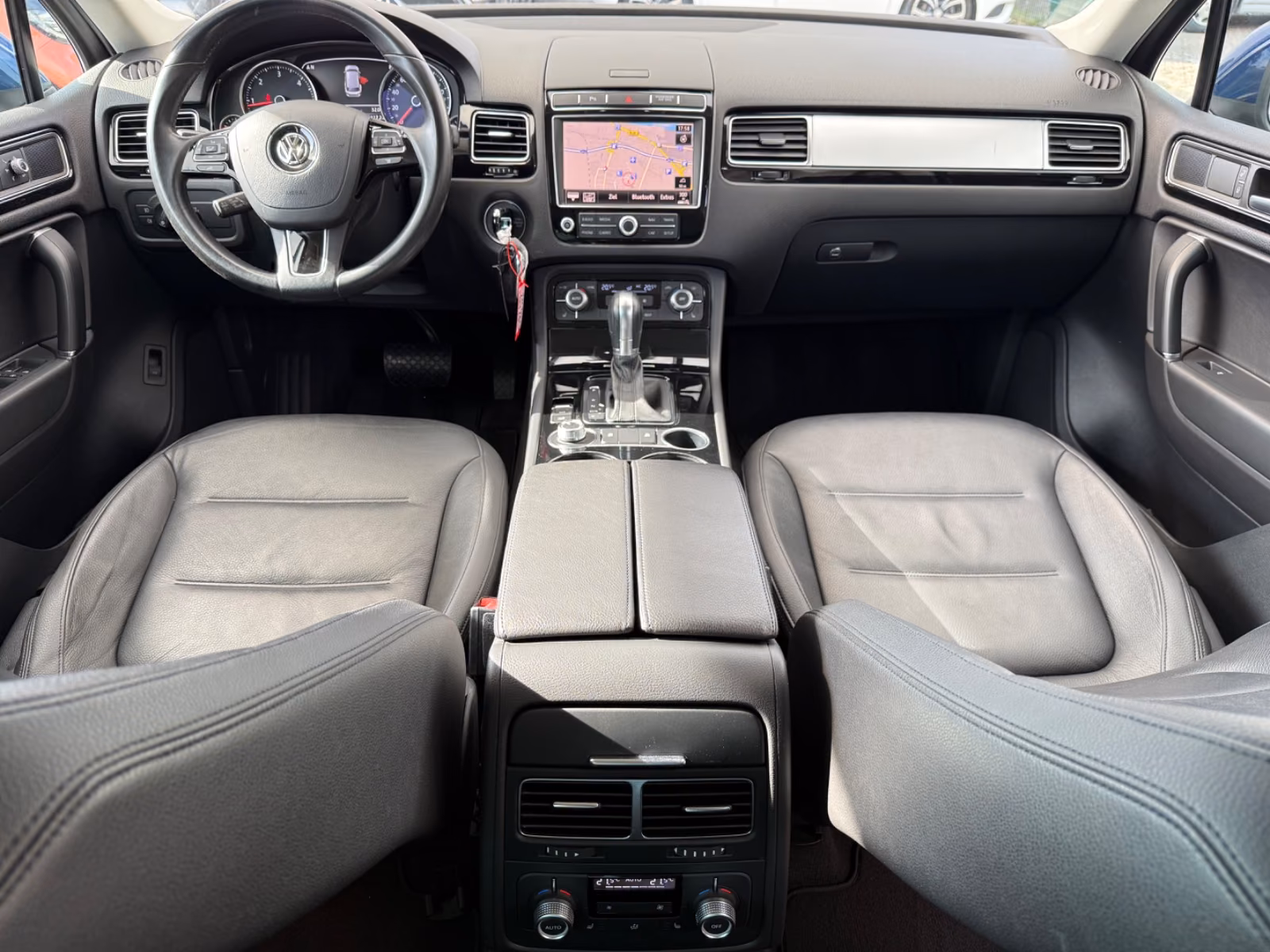 Volkswagen Touareg V6 TDI Terrain Tech 4Motion *AHK*LEDER