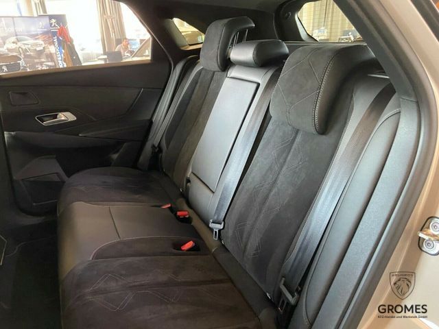 Fahrzeugabbildung DS Automobiles DS 7 Crossback Performance Line E-Tense 300 Nigh