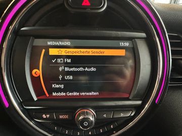 MYAUTOCENTER – Gebraucht- und Jahreswagen mit Werkstattservice in Pfaffenhofen MINI ONE Mini 3-trg. *2. Hand*Klima*SHZ*Bluetooth*LED