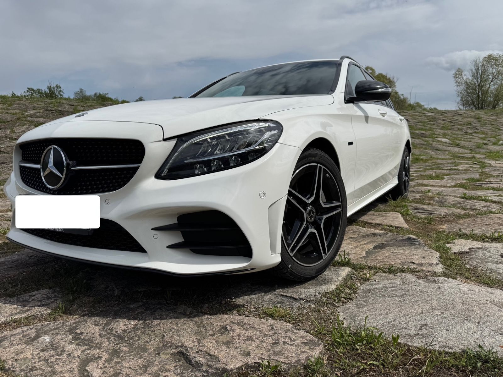 MERCEDES-BENZ C 300de  AMG Night-Edition*Service neu gemacht*
