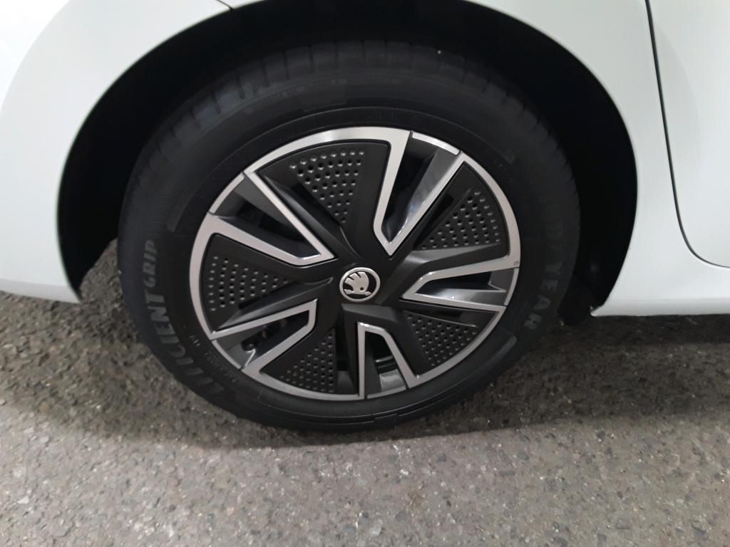 Skoda Fabia Ambition 1.0 TSI Pano*Tempo*PDC*SH*Klima