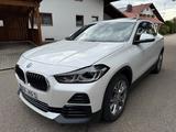 BMW X2 20d xDrive Advant Plus HUD/Pano/Leder/AHK/LED - BMW X2 von privat
