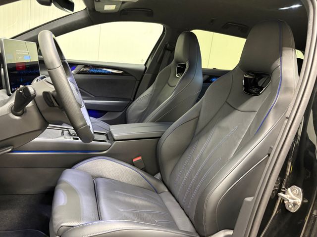Passat Variant R-line 2.0 TDI DSG AHK STANDHZG