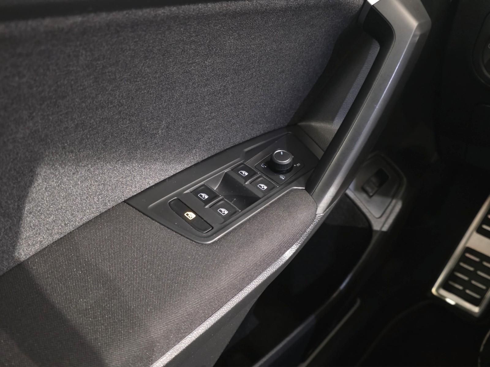 Volkswagen Tiguan Allspace DSG 7-SITZE AHK ACC LED NAV, миниатюра 14