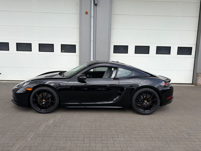 PORSCHE Cayman GTS 4.0 manual