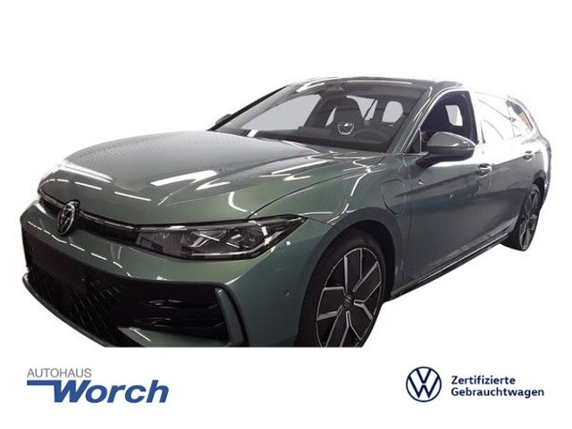 Passat Var. 1.5TSI DSG Hybrid R-Line PANO+AHK