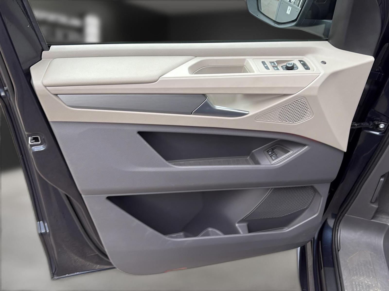 VOLKSWAGEN T7 MULTIVAN LIFE EHYBRID 218 CH BVA - 1ERE MAIN - HAYON ÉLECTRIQUE - TOIT PANORAMIQUE - VOLANT EN CUIR