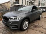 BMW X5 sDrive 25 d 7Sitzer*Pano*Export - BMW X5 Gebrauchtwagen in Berlin