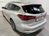 Ford Focus Turnier 1.0 EcoBoost ST-Line Automatik EU6 - Ford Focus: 1.6
