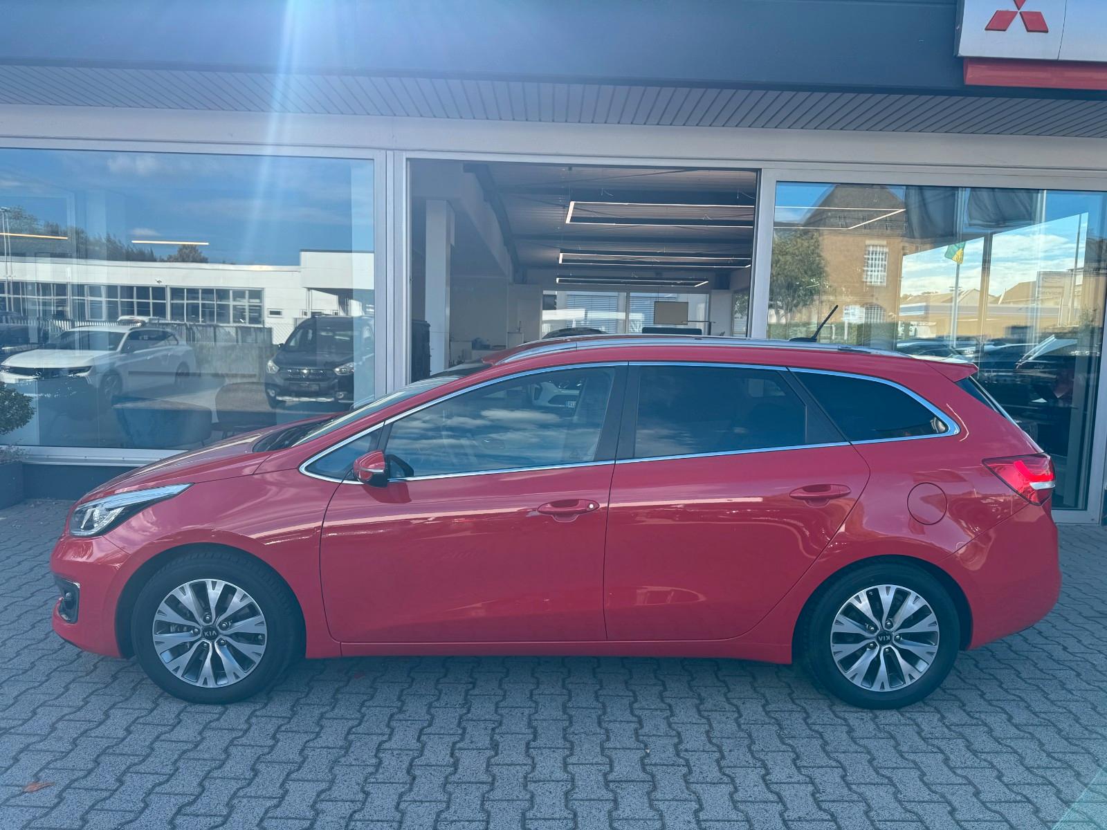 Kia cee'd *PDC*AHK*SHZ*NAVI*