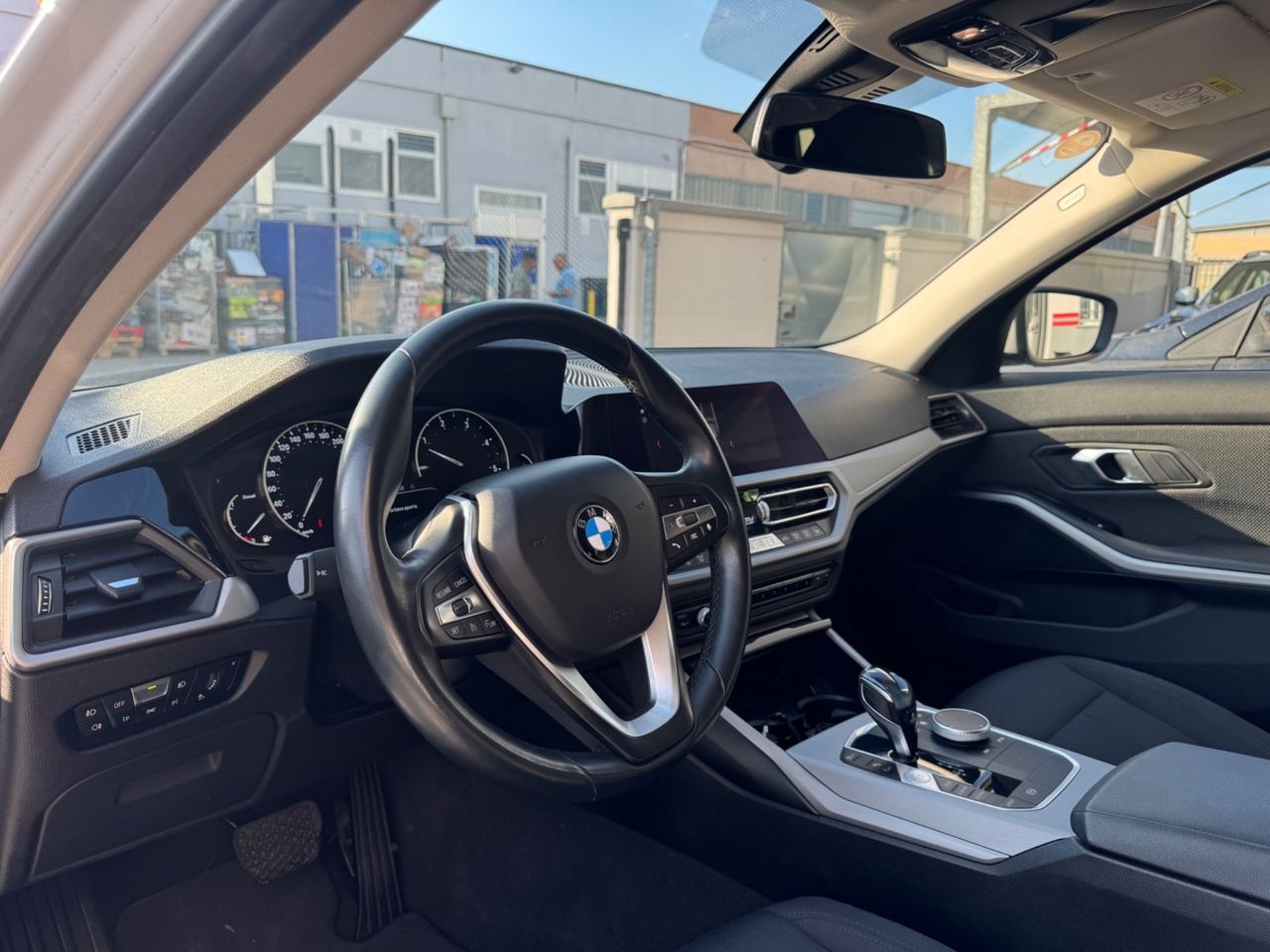 BMW Bmw 320 320d xDrive Touring Business Advantage imagem 3