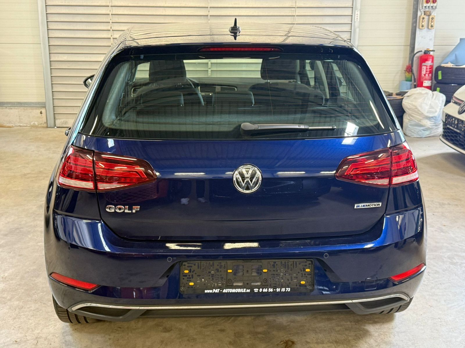 Fahrzeugabbildung Volkswagen Golf VII Lim. Comfortline CNG ACC AHK Kamera SHZ