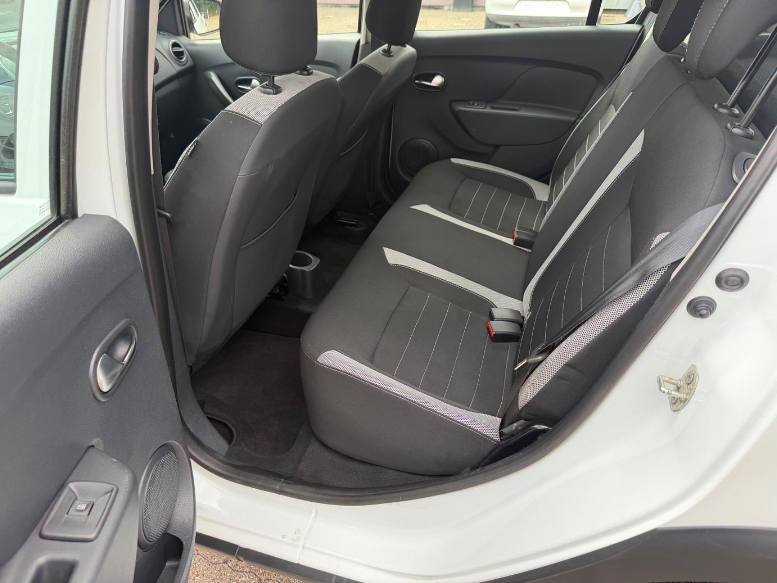 Dacia Sandero II Stepway Prestige*1-HD+S-HEFT+NAVI+CAM