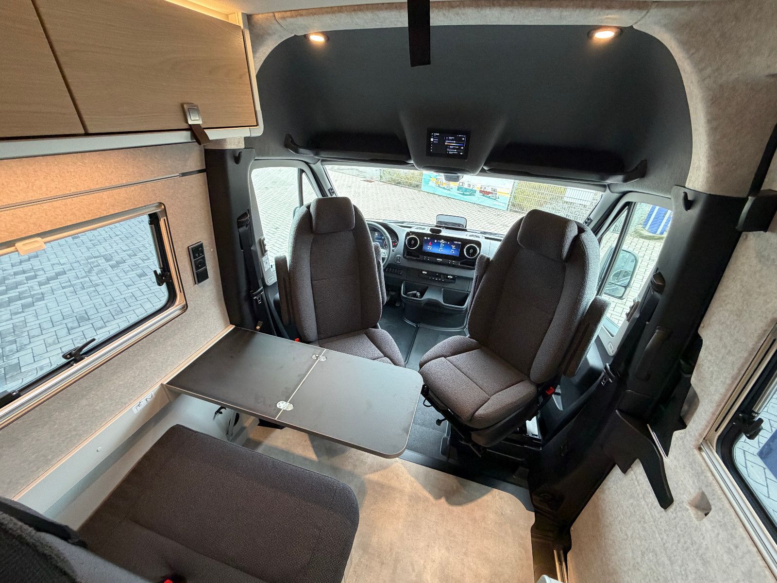 Fahrzeugabbildung HYMER / ERIBA / HYMERCAR Grand Canyon S Xperience 600 - 9.626€ sparen!