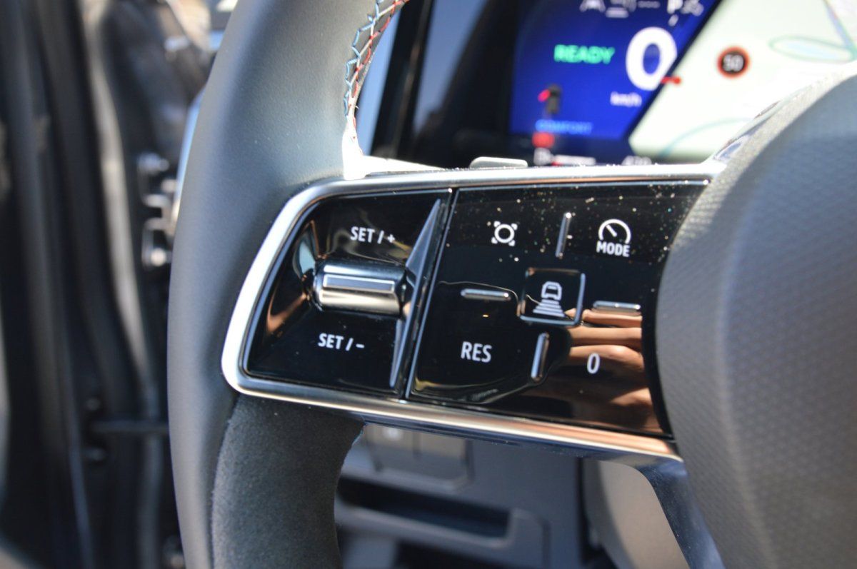 Fahrzeugabbildung Renault Espace VI   Esprit Alpine E-Tech Hybrid Panorama
