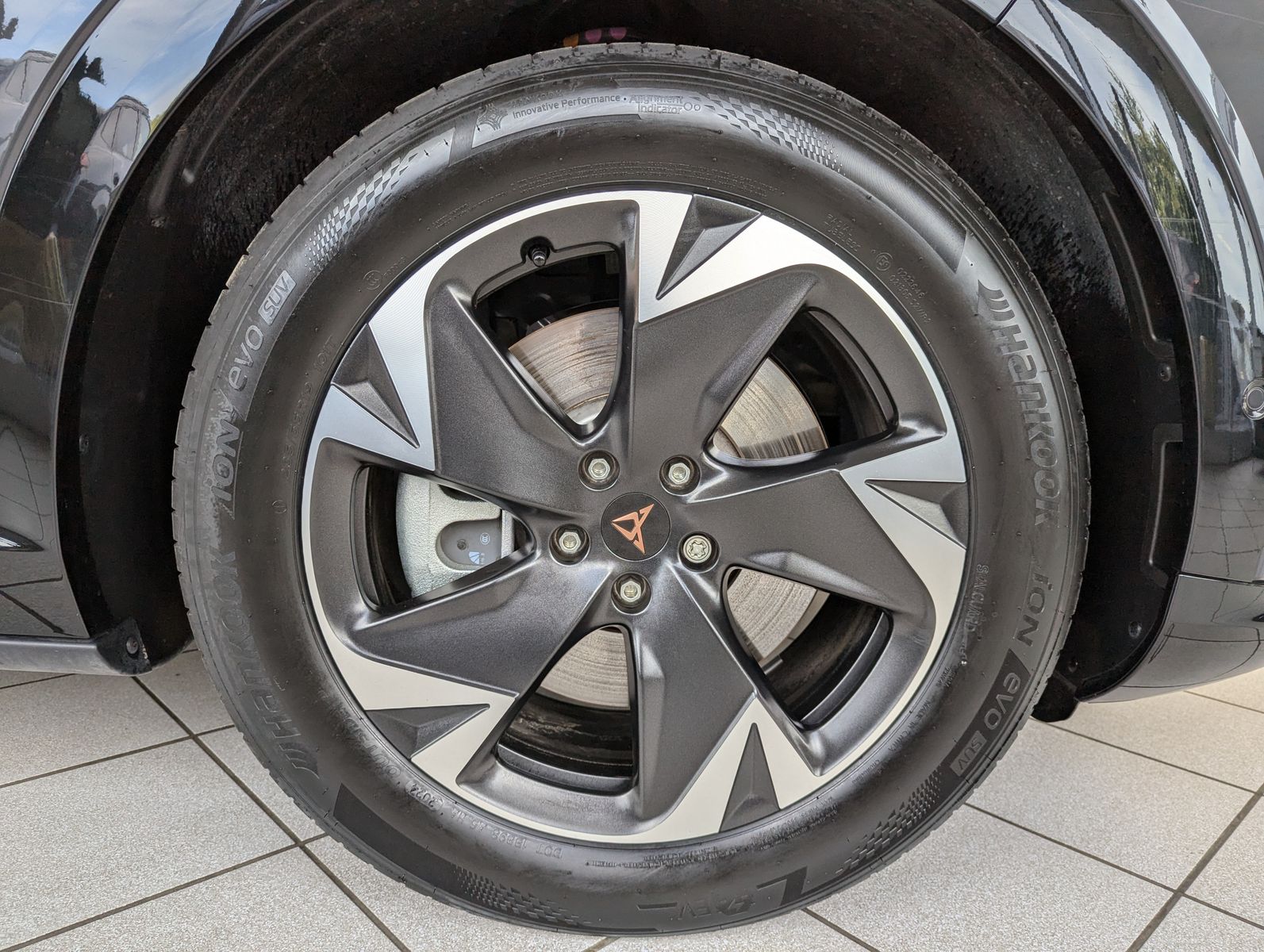 CUPRA Tavascan 210 kW Endura Drive-Pack 82kwh Navi-15" - Image 10