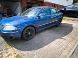Volkswagen VW Passat 3BG Limousine 1.9l Diesel Blau - Volkswagen Passat mit Diesel-Antrieb: Limousine, 1.3