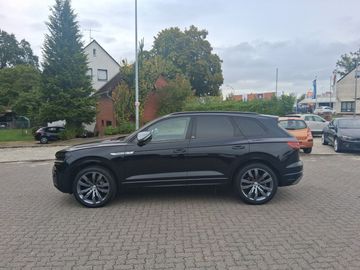 Volkswagen Touareg - 2