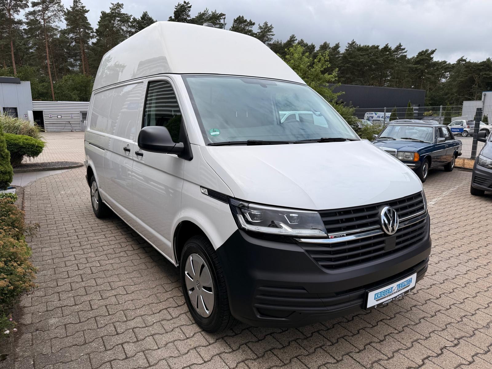 Volkswagen T6 2.0 TDI 4Motion Hochdach Regale Std.heiz ++