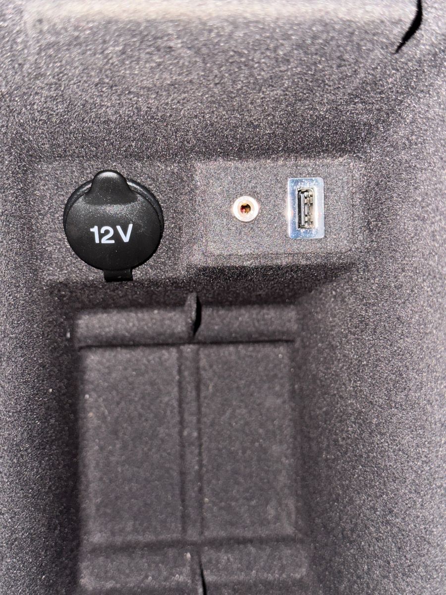 Fahrzeugabbildung Ford S-MAX AUTOMATIK SPORTPAKET TITANIUM X VOLL
