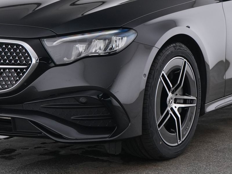 Fahrzeugabbildung Mercedes-Benz E 220 d 4M T AMG AHK+Pano+Night+Distronic+Keyles